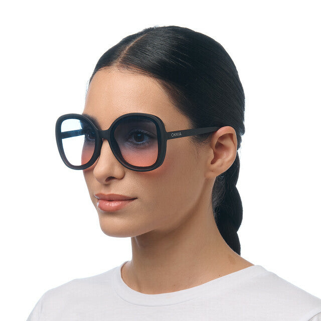 Anna OK019 Monica Zwart ( Blauw/roze lens)