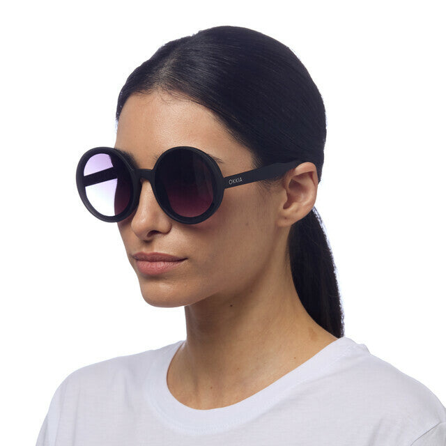 Monica OK014 zwart (paarse  lens)